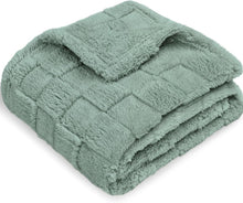Load image into Gallery viewer, HOMRITAR 3D Gingham Fleece Baby Blanket Comfort Reversible Shaggy Cozy Decor for Home Bed Blanket